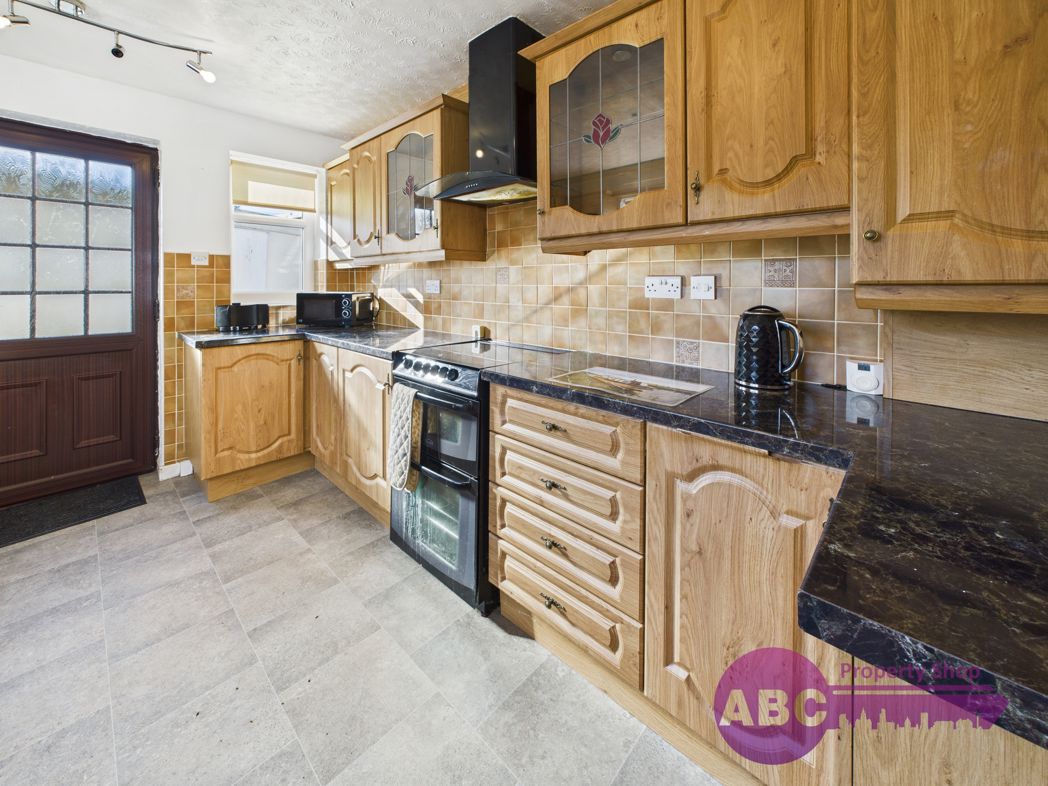 Property image 7 of 27