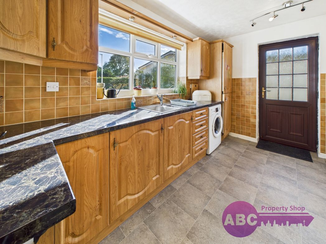 Property image 6 of 27