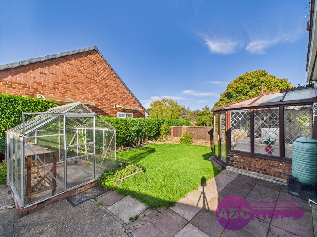 Property image 22 of 27