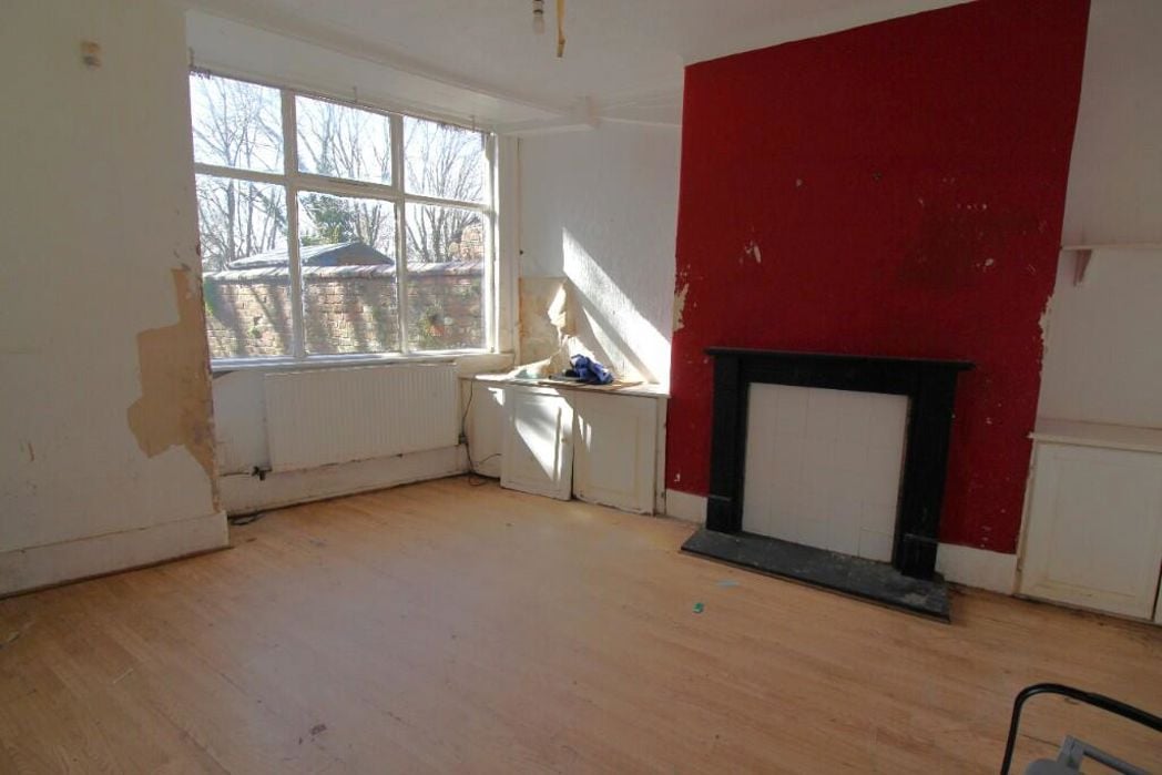 Property image 2 of 10