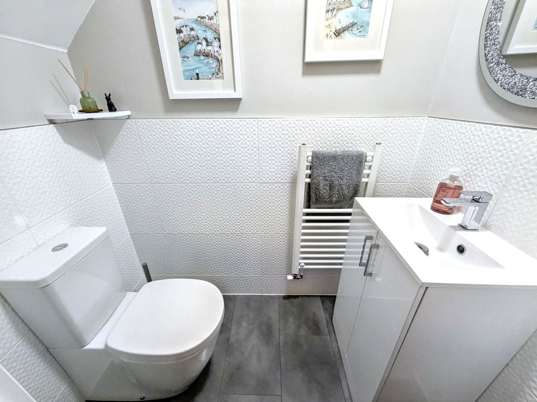 Property image 14 of 32