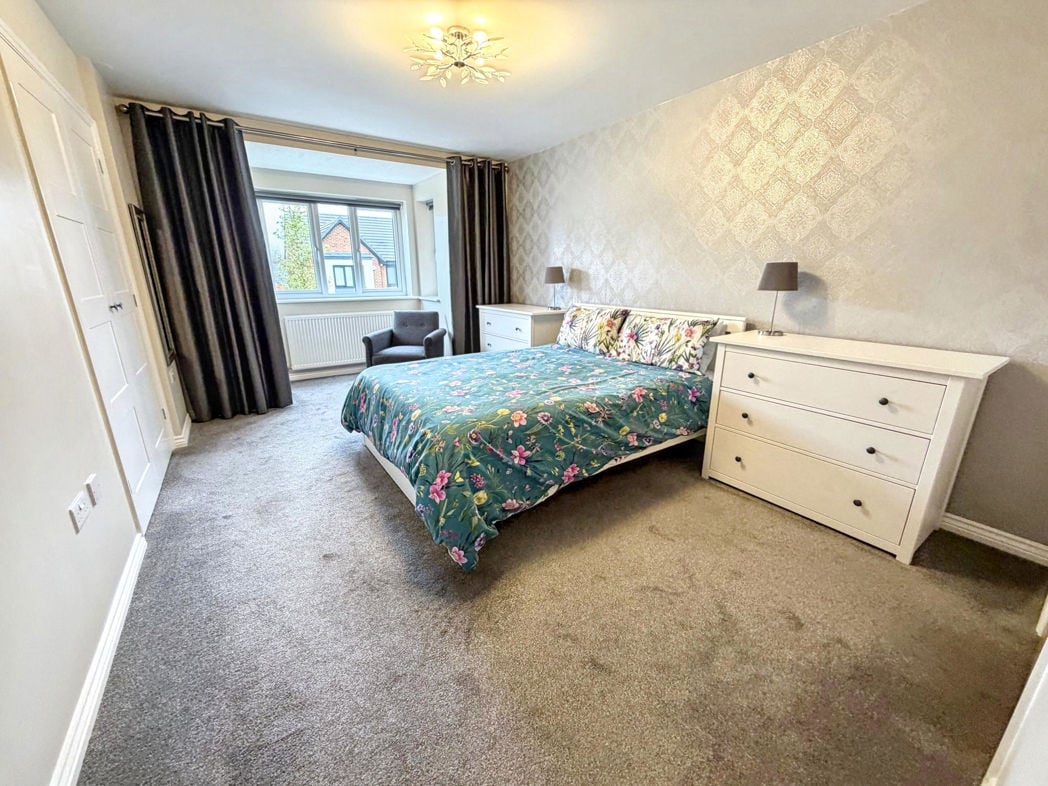 Property image 15 of 32