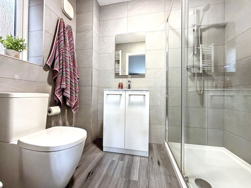 Property image 18 of 32