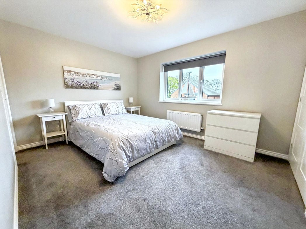 Property image 19 of 32