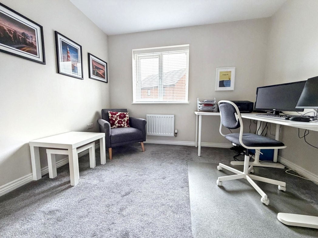 Property image 24 of 32