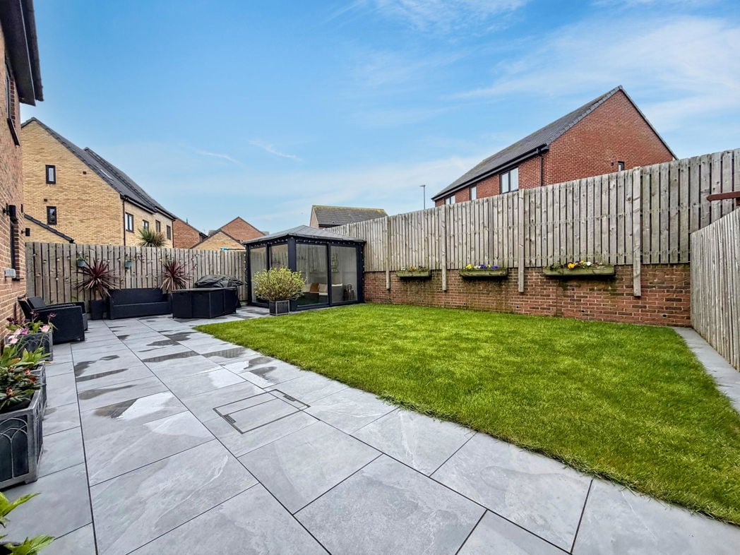 Property image 32 of 32