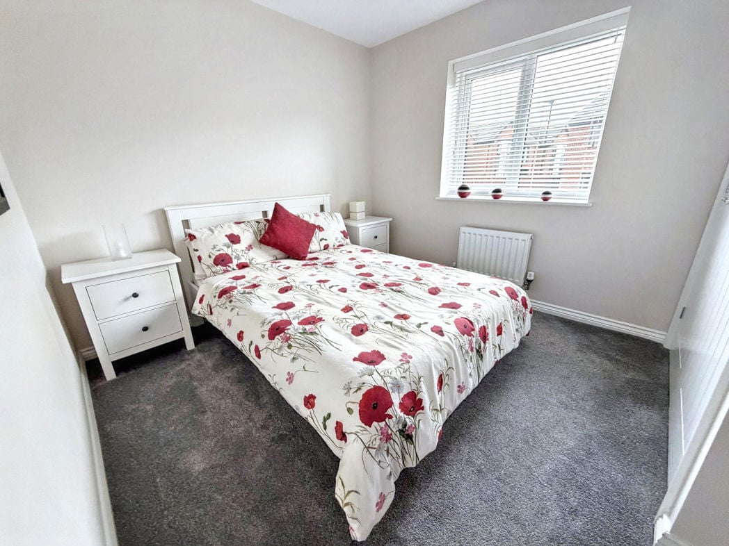 Property image 22 of 32