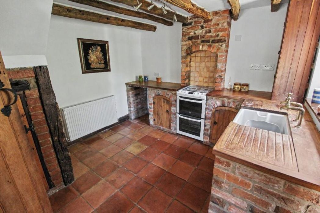 Property image 2 of 21