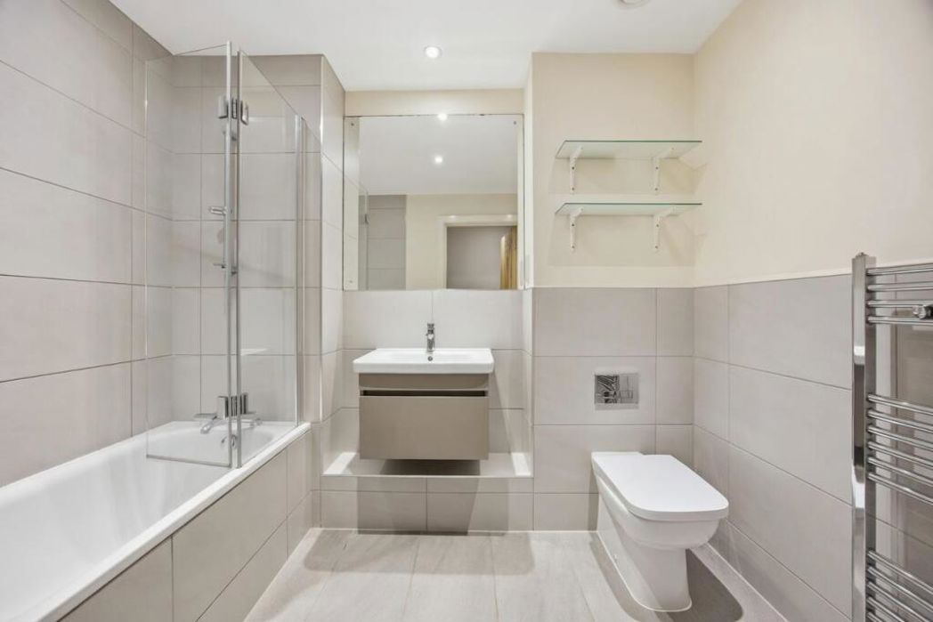 Property image 6 of 12