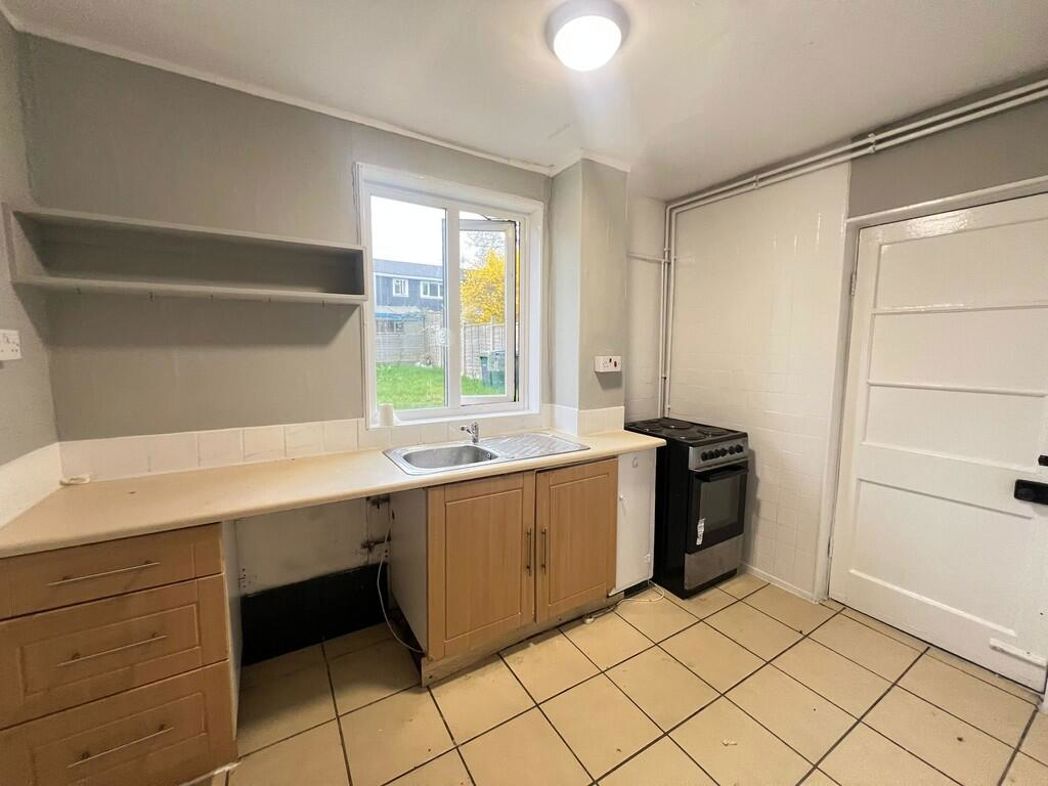 Property image 2 of 17