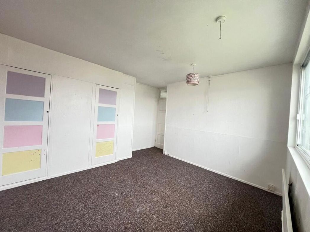 Property image 3 of 17