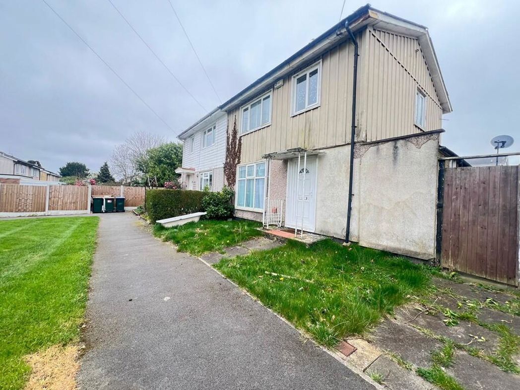Property image 12 of 17