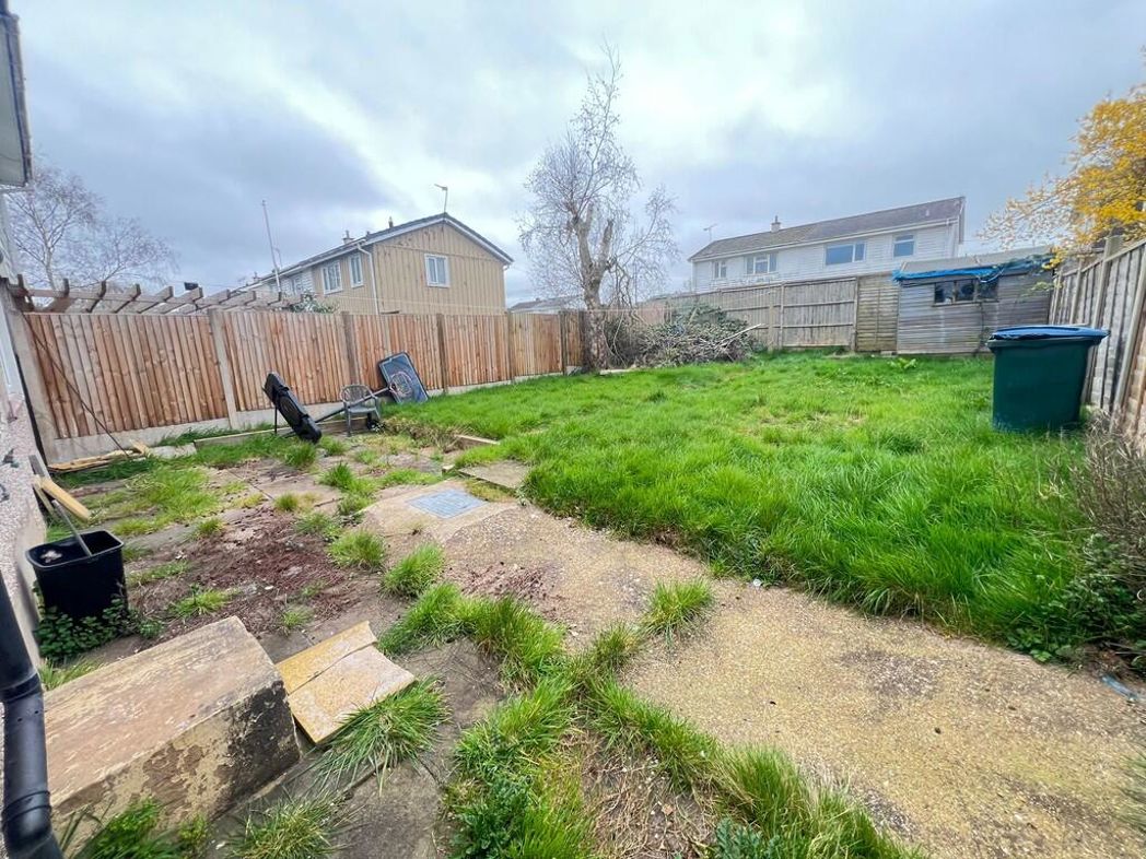 Property image 15 of 17