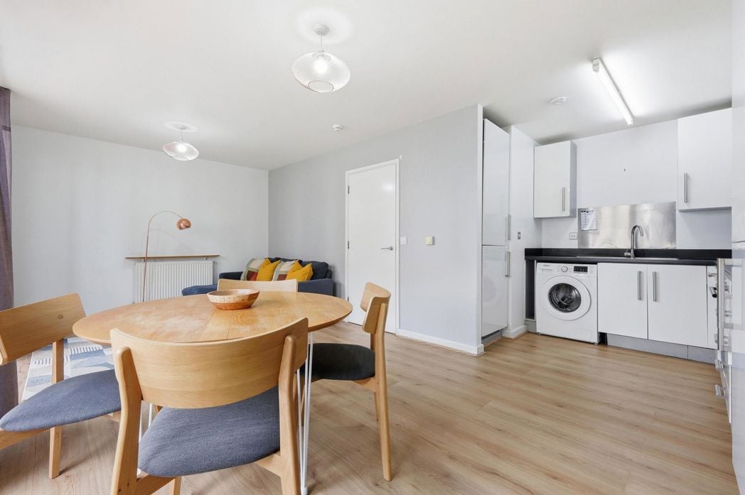 Property image 5 of 12