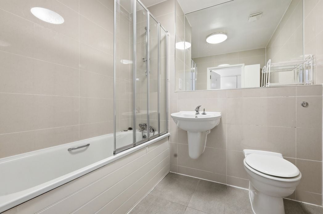 Property image 11 of 12
