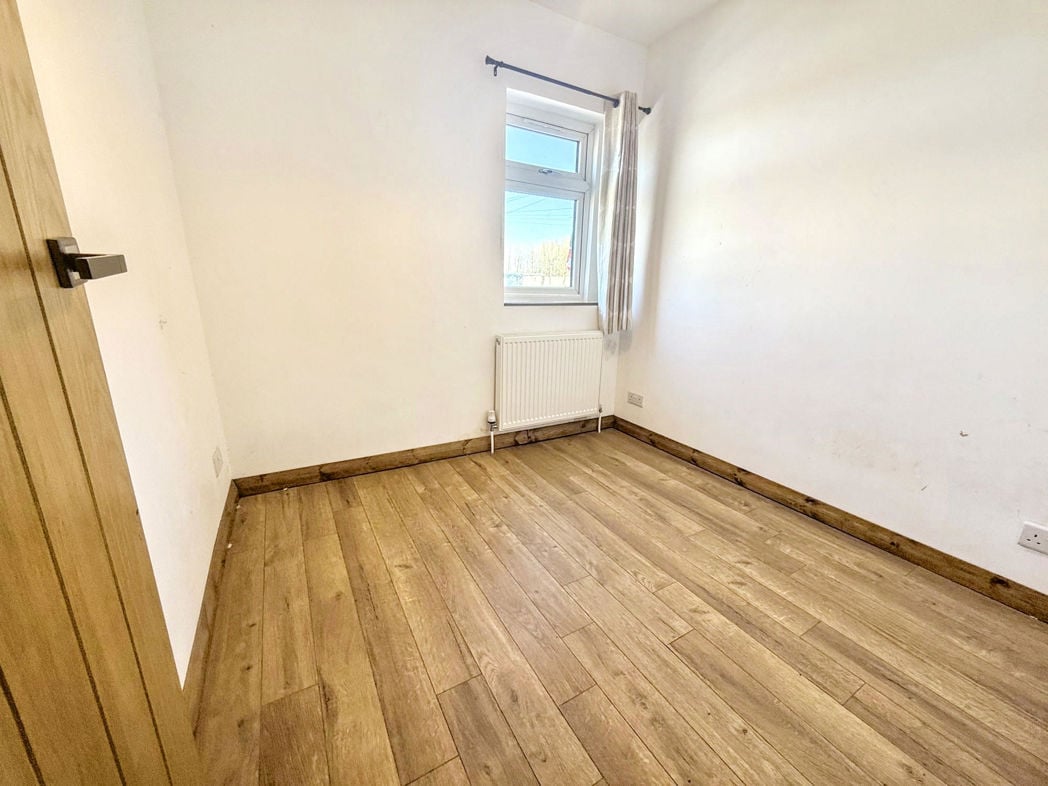 Property image 6 of 23