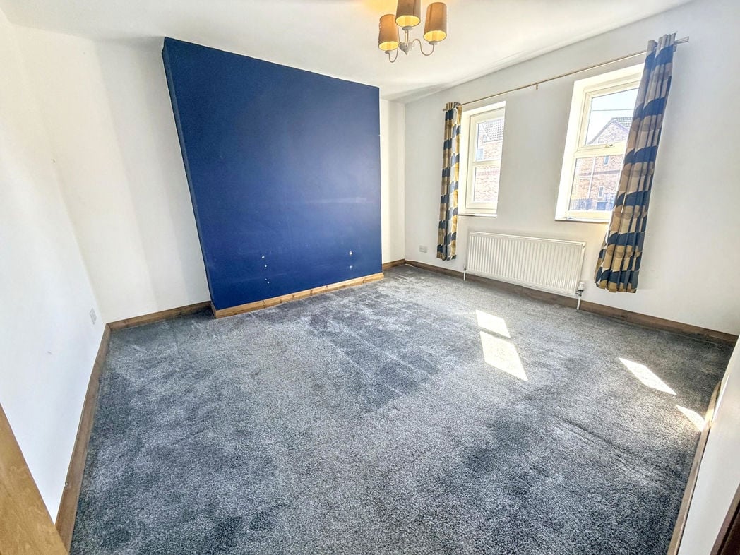 Property image 10 of 23