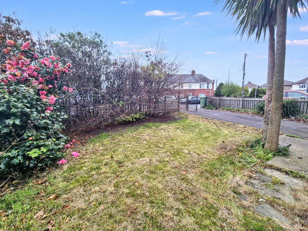 Property image 15 of 17