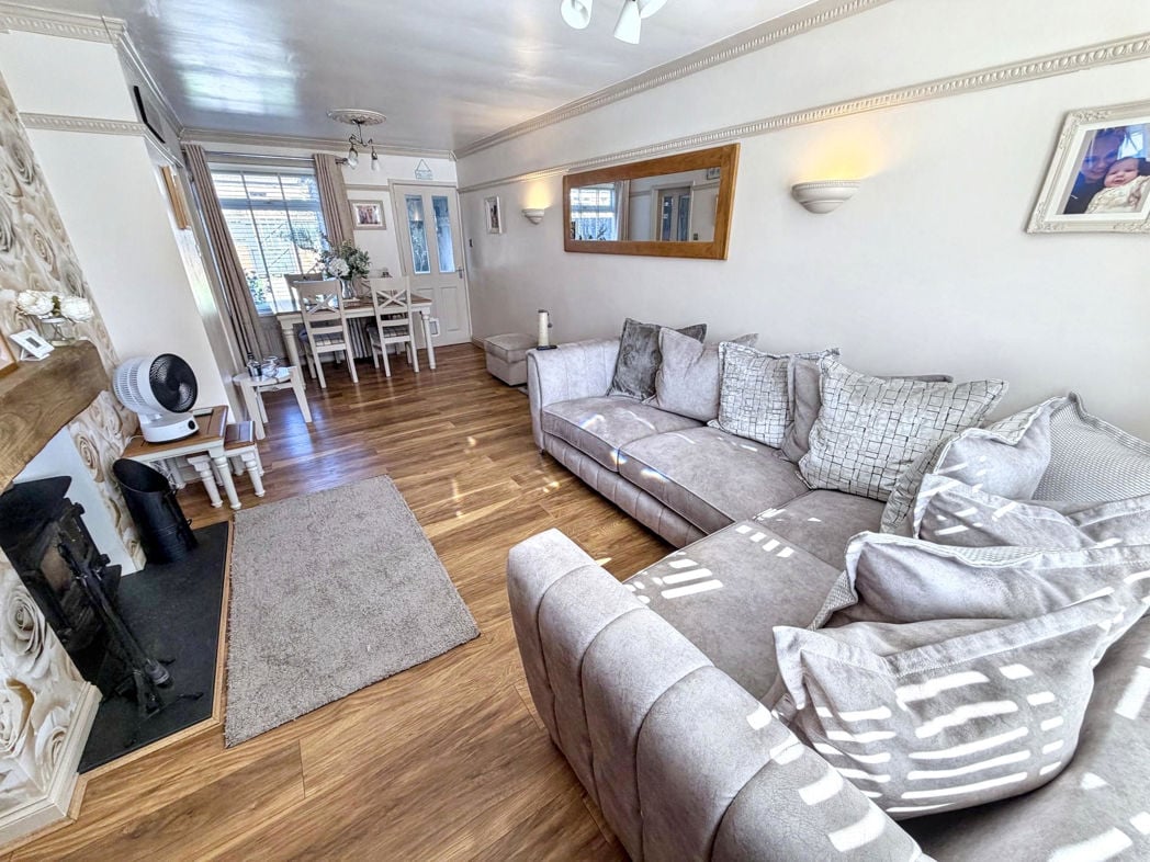Property image 5 of 23