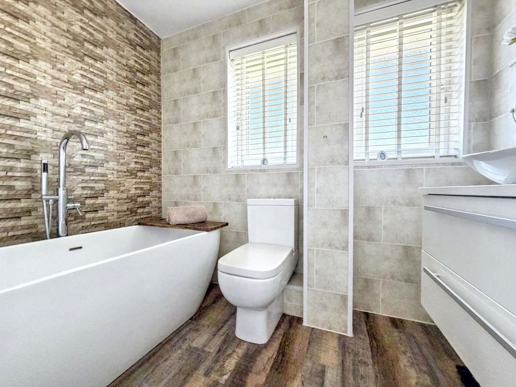 Property image 19 of 23