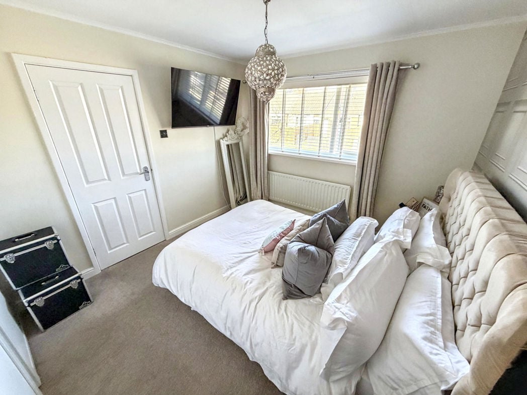 Property image 14 of 23