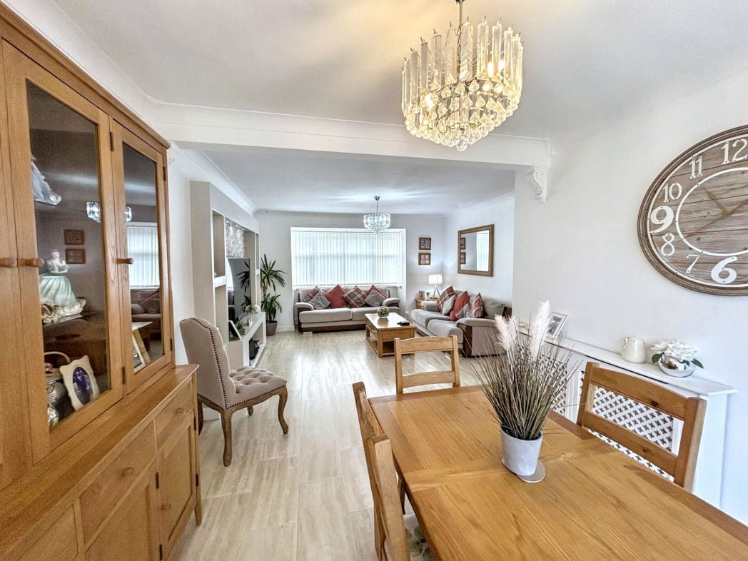 Property image 3 of 14