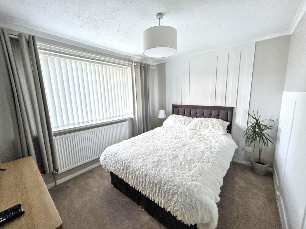 Property image 11 of 14