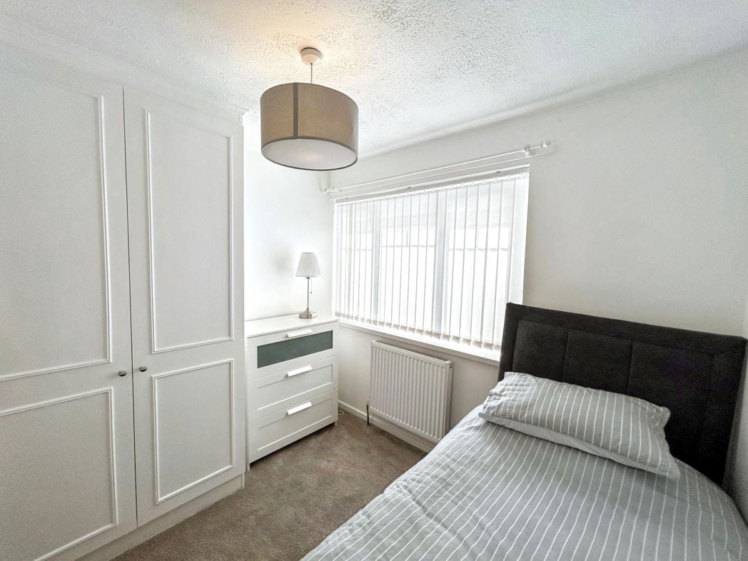 Property image 12 of 14