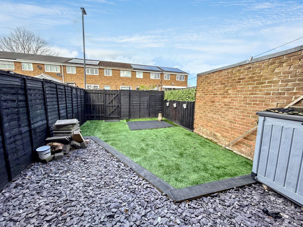 Property image 11 of 11