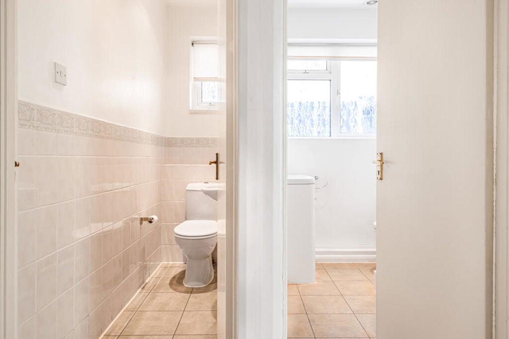 Property image 16 of 20