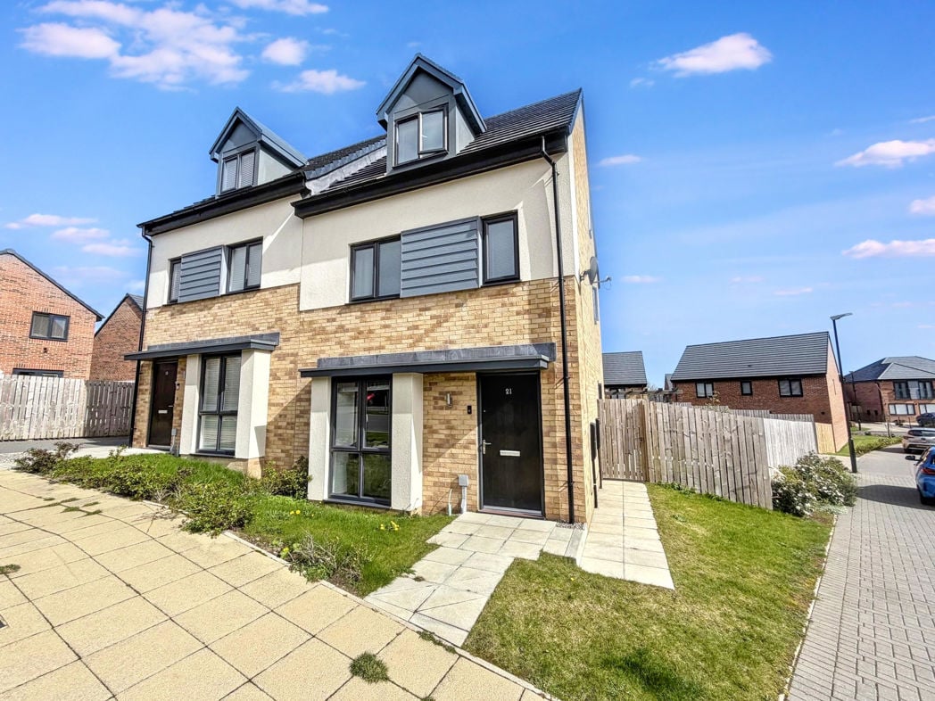 Property image 1 of 21