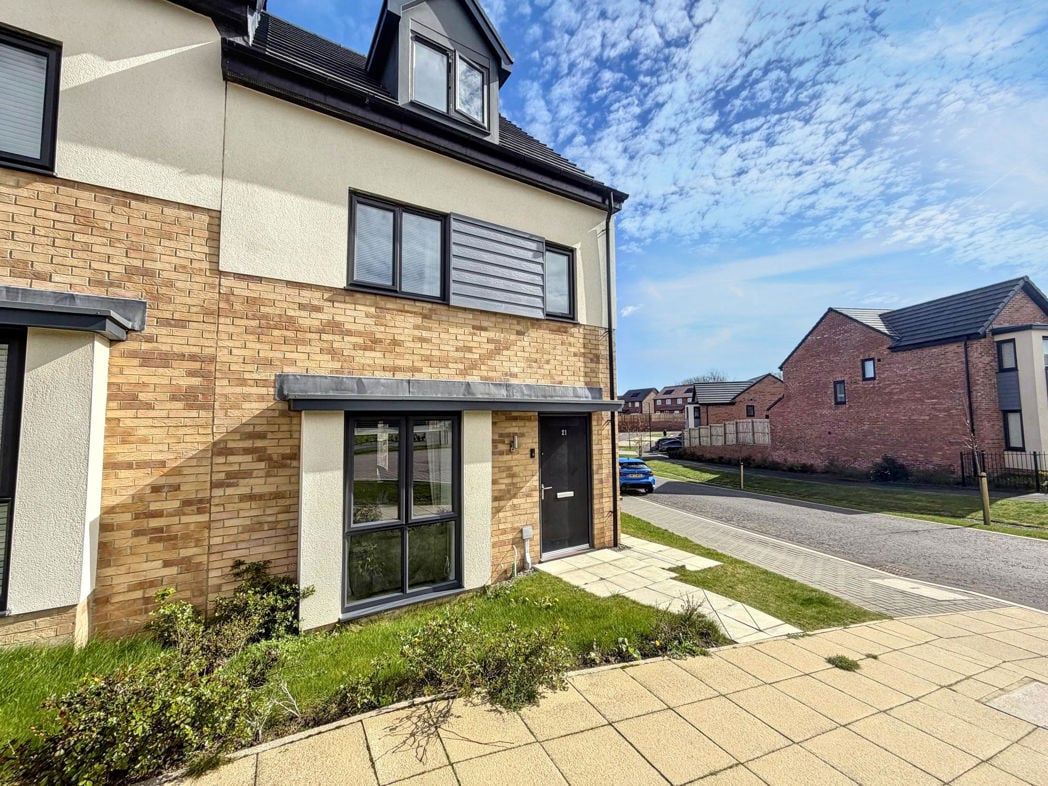 Property image 18 of 21