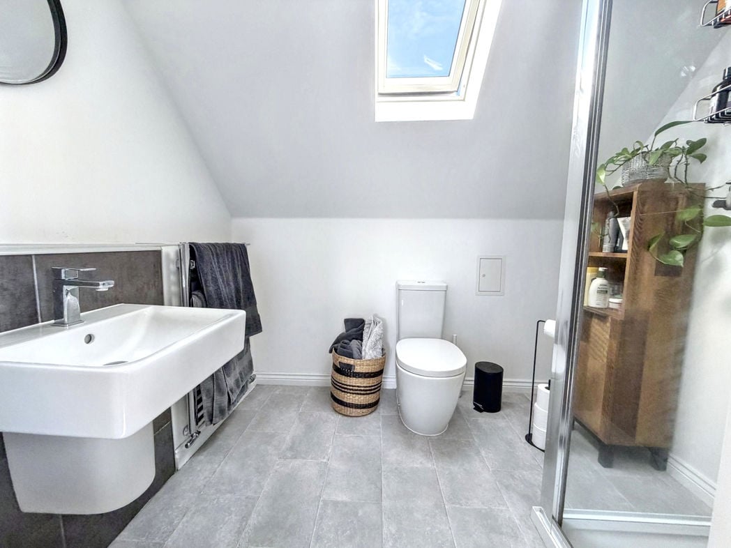 Property image 17 of 21
