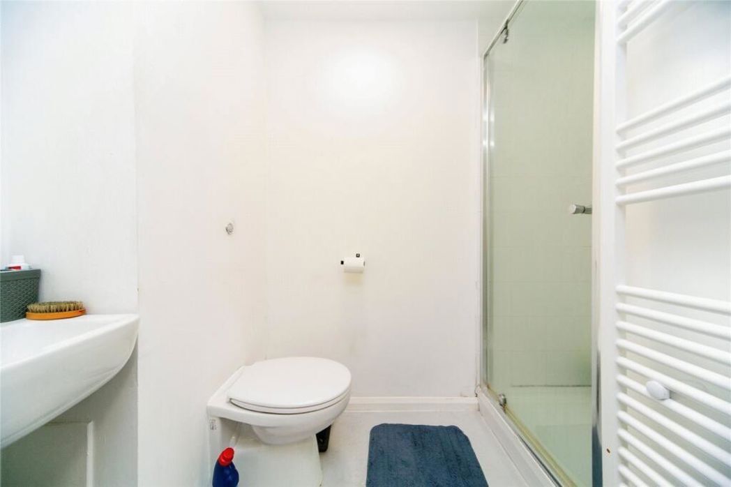 Property image 6 of 16