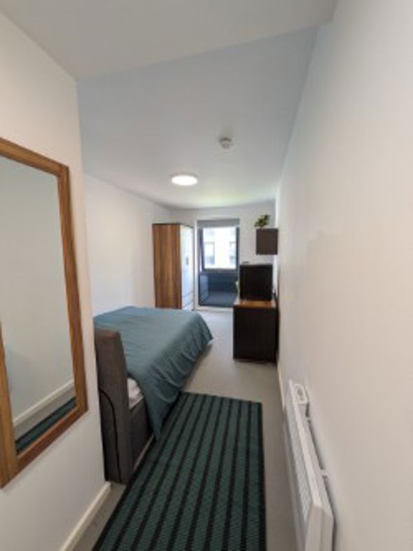 Property image 3 of 8