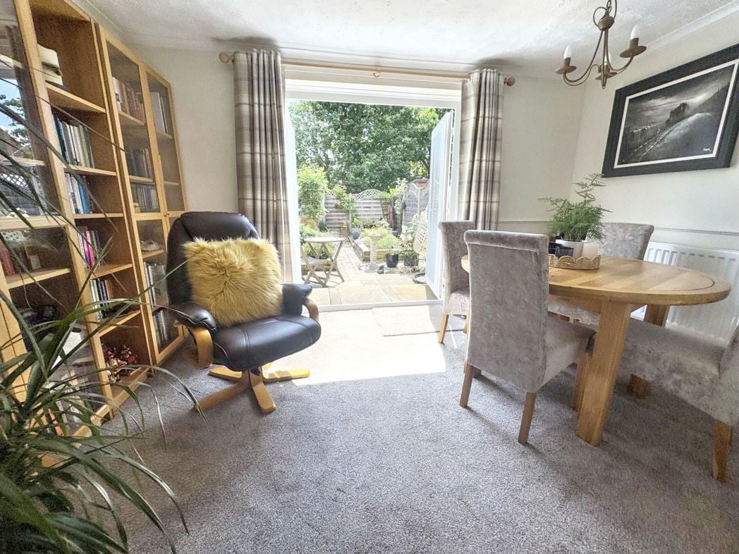 Property image 4 of 12