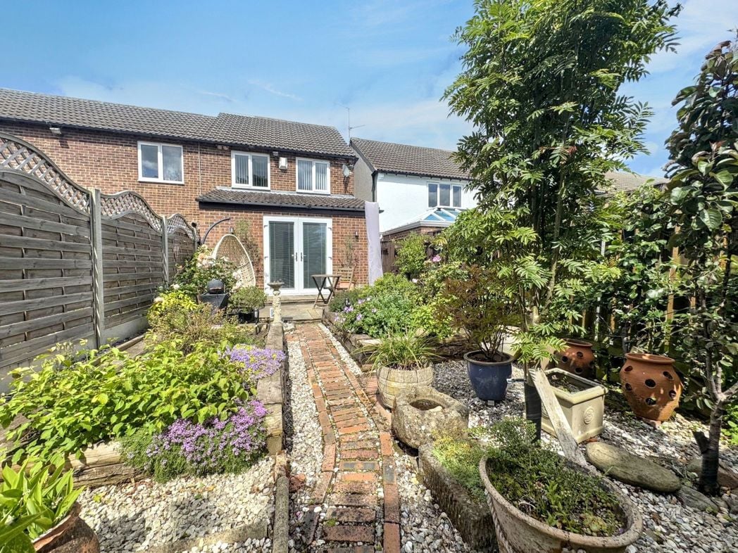 Property image 10 of 12