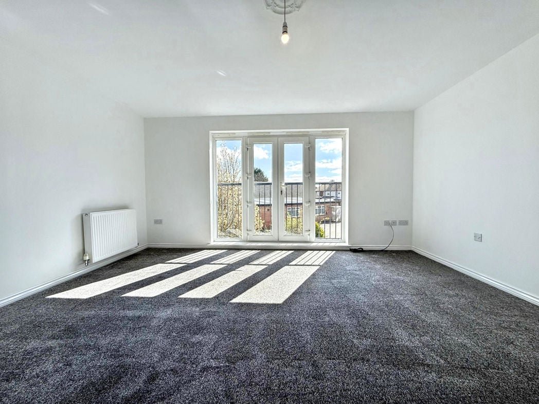 Property image 8 of 23