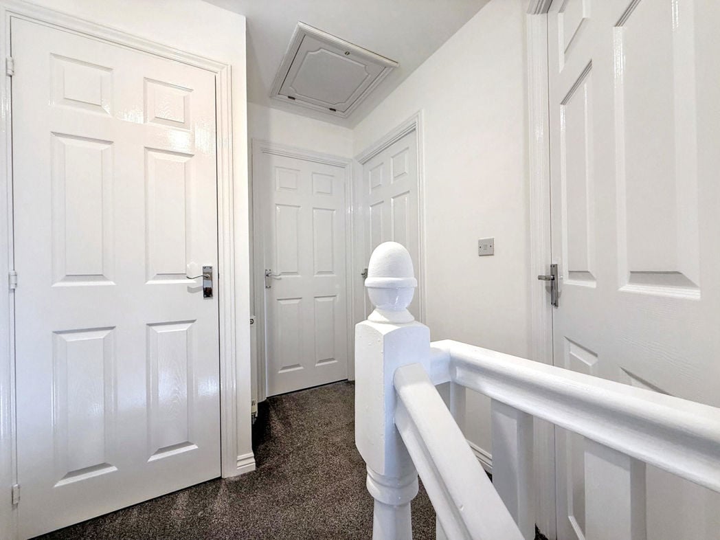 Property image 13 of 23