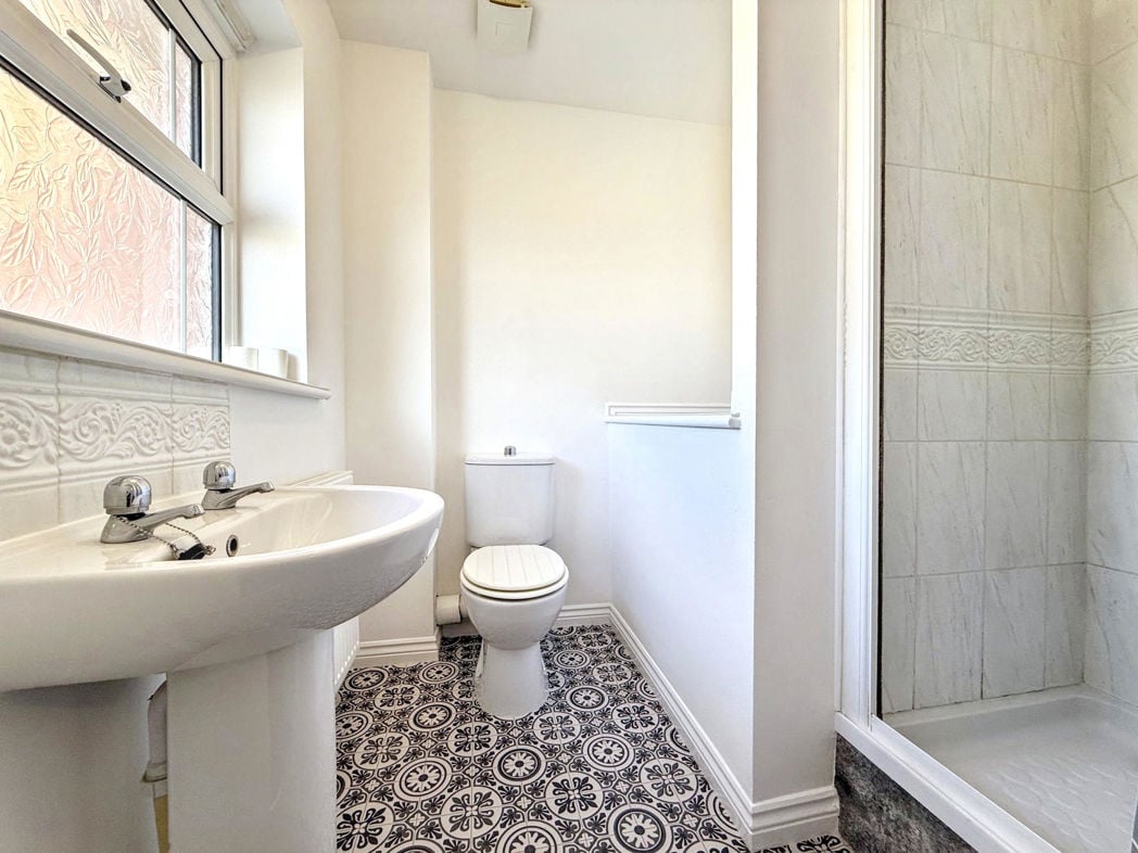 Property image 16 of 23