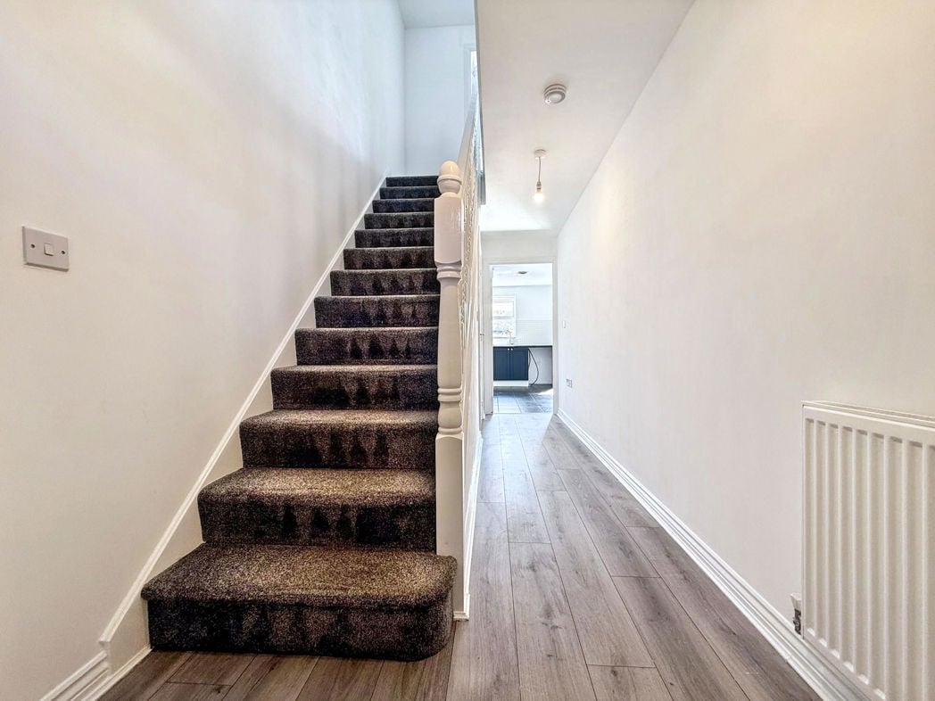 Property image 2 of 23