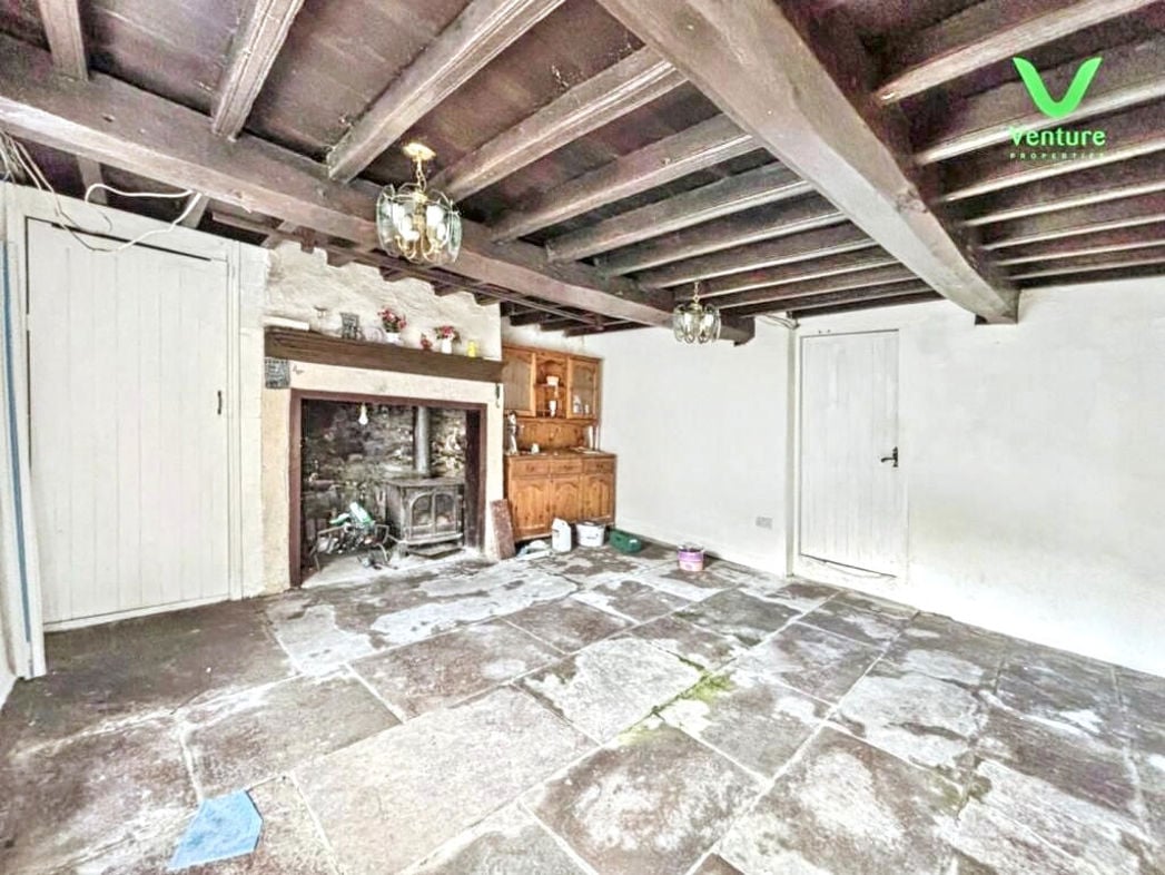 Property image 5 of 35