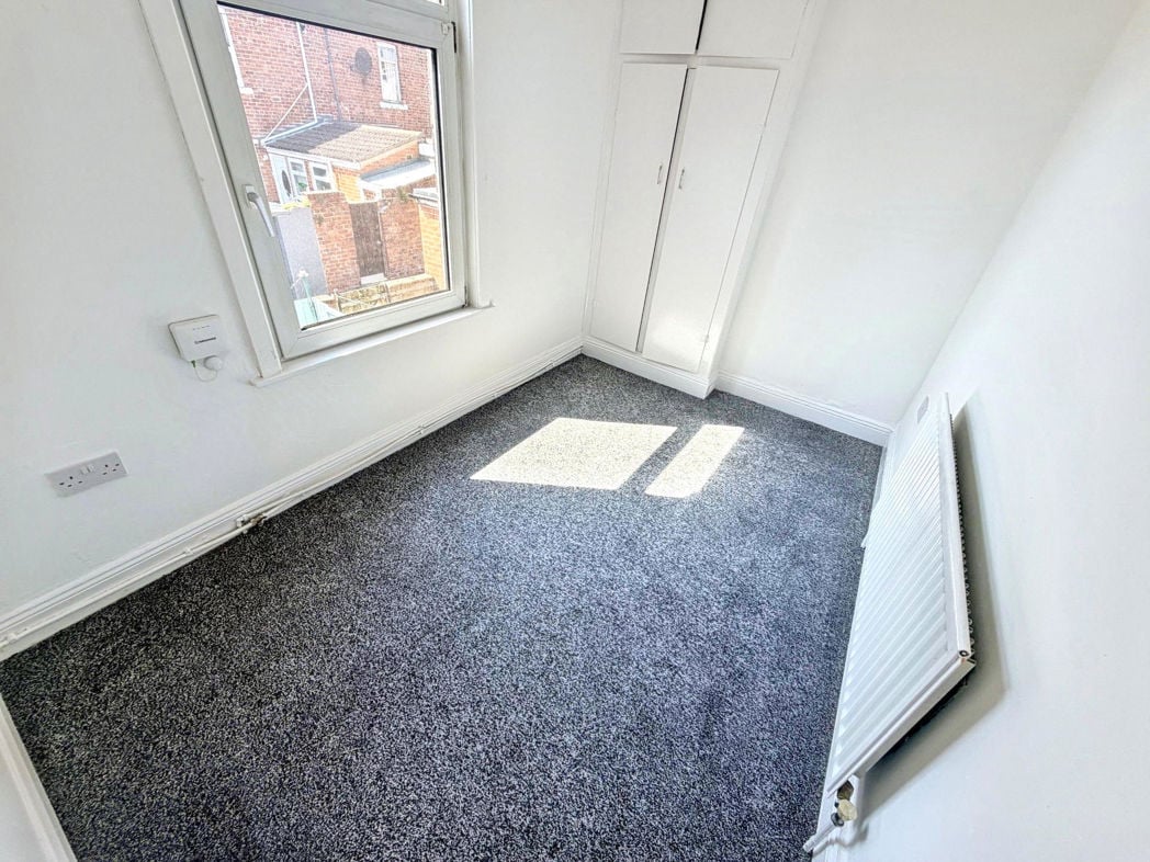 Property image 4 of 9