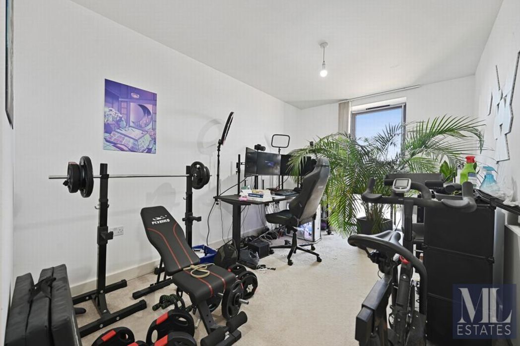 Property image 10 of 12