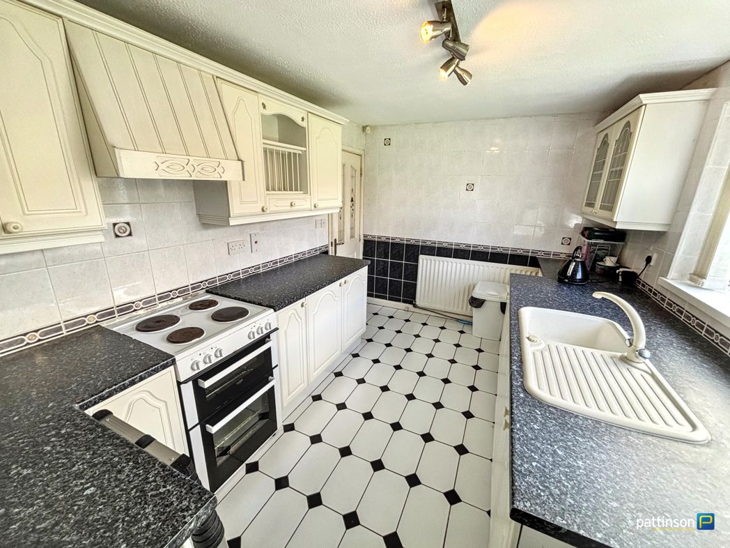 Property image 6 of 16
