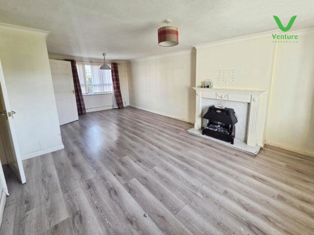 Property image 3 of 16