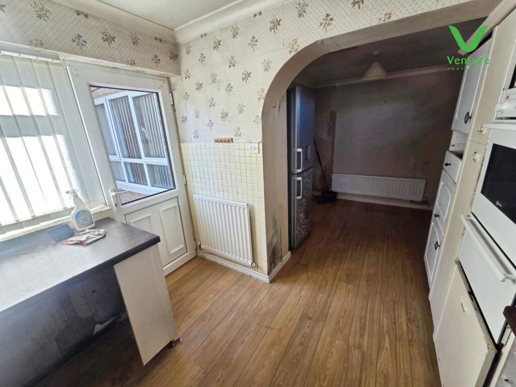 Property image 6 of 16