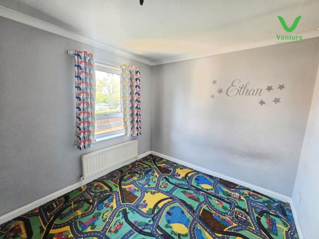 Property image 10 of 16