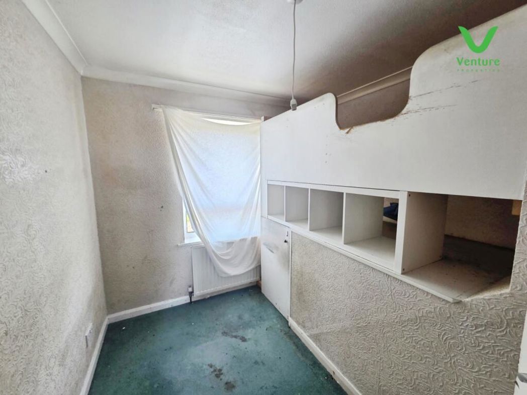 Property image 11 of 16