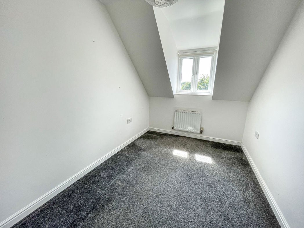 Property image 6 of 8